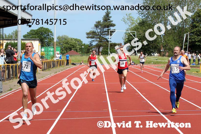400 metres, North East Masters Champs, Monkton Stadium,  Jarrow. Photo: David T. Hewitson/Sports for All Pics